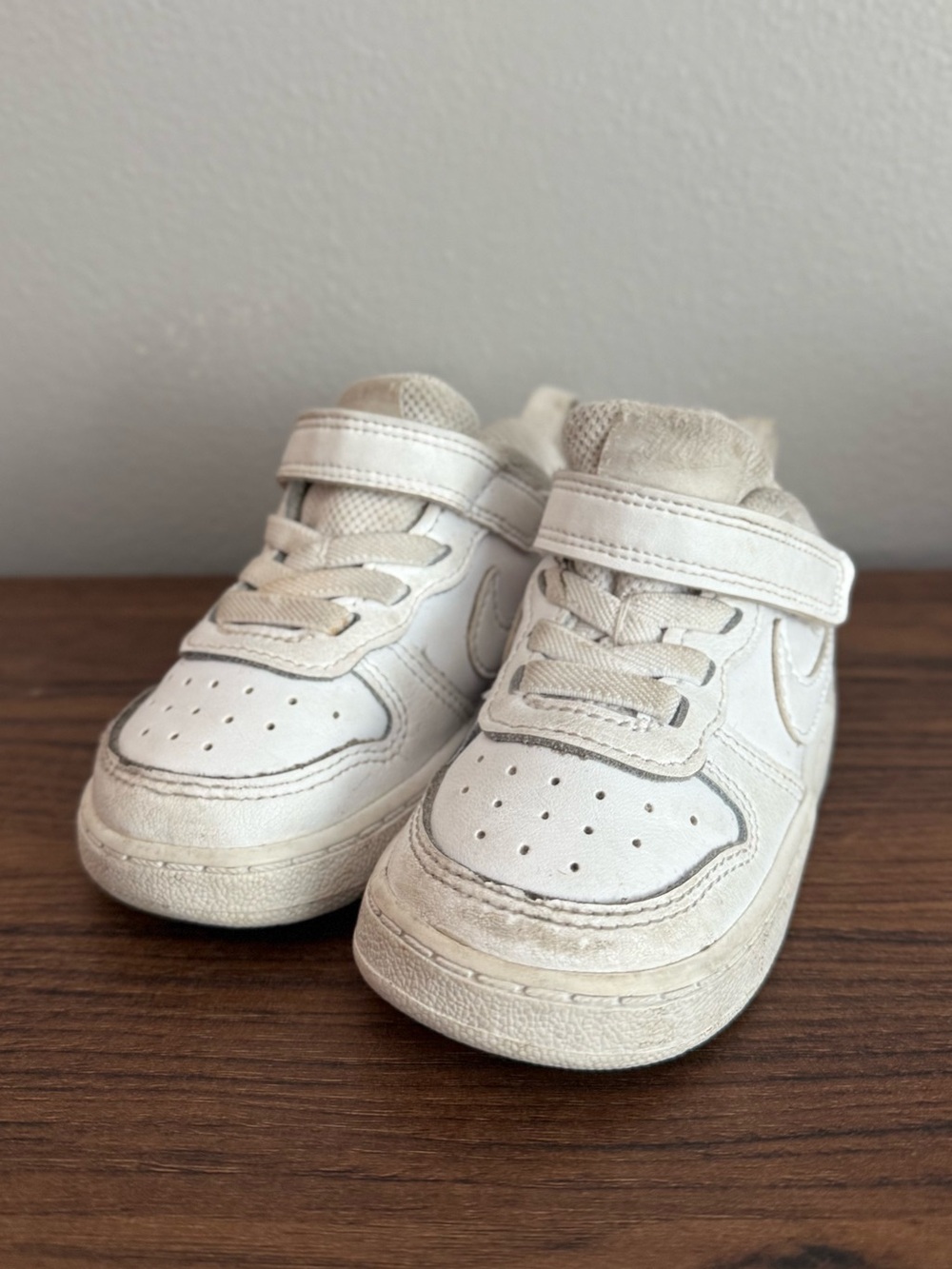 Nike Court Borough Low 2. Size 5C